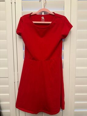 Uniform Red Short Sleeve Scoop Neck Dress